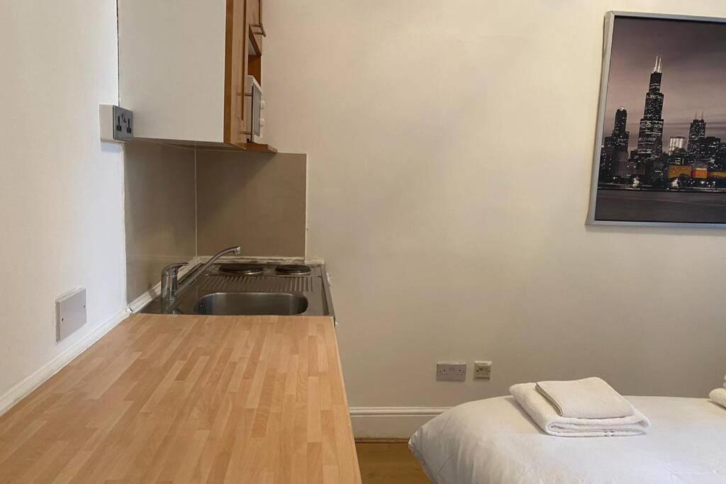 F6-Comfy Ground Flr Studio Fits 4- Near Paddington London Ngoại thất bức ảnh